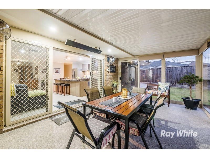 88 Pepperbush Circuit, Cranbourne VIC 3977