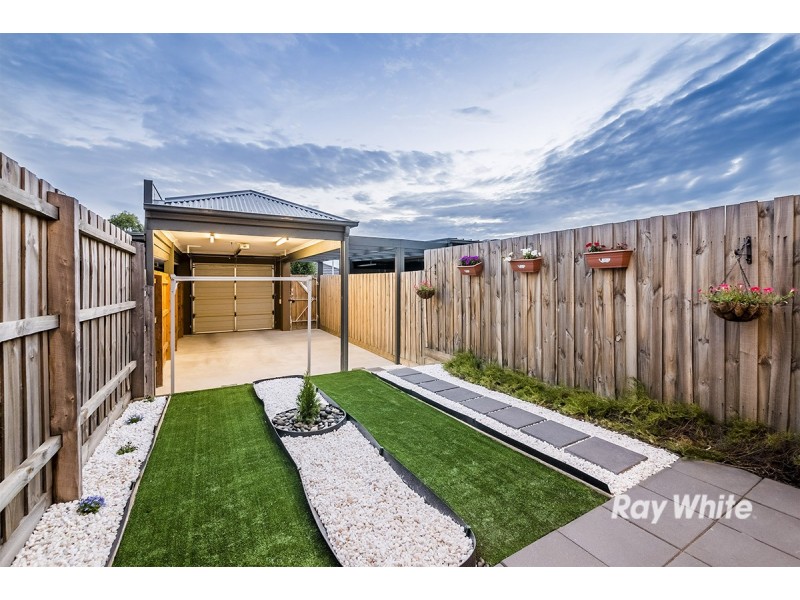 38 Demmie Mews, Lyndhurst VIC 3975