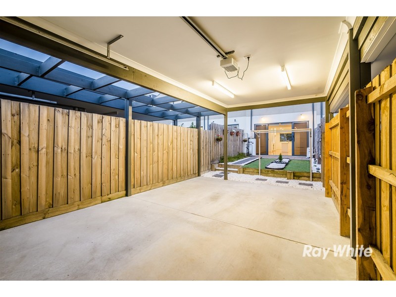 38 Demmie Mews, Lyndhurst VIC 3975