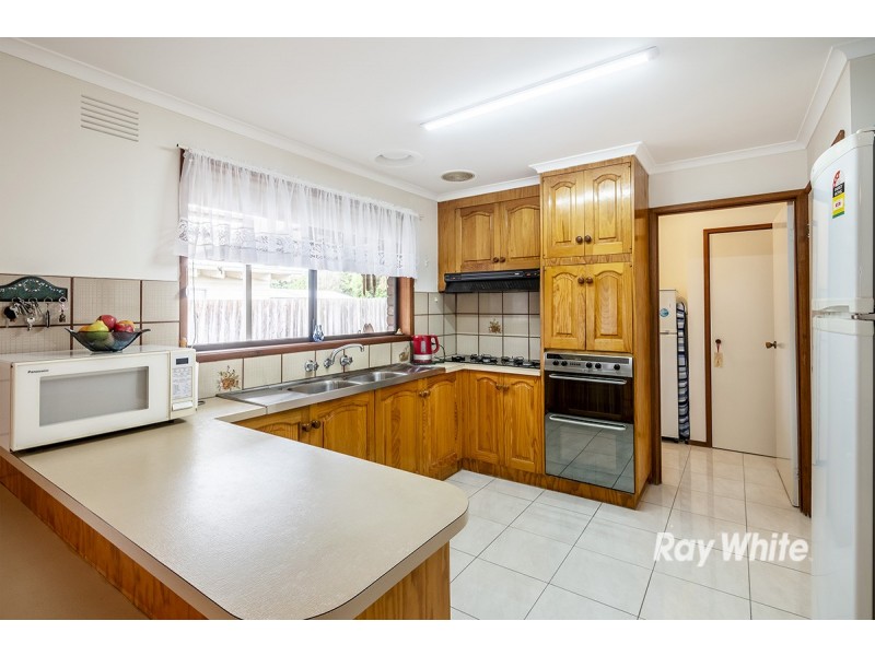 2 Curtis Court, Cranbourne VIC 3977