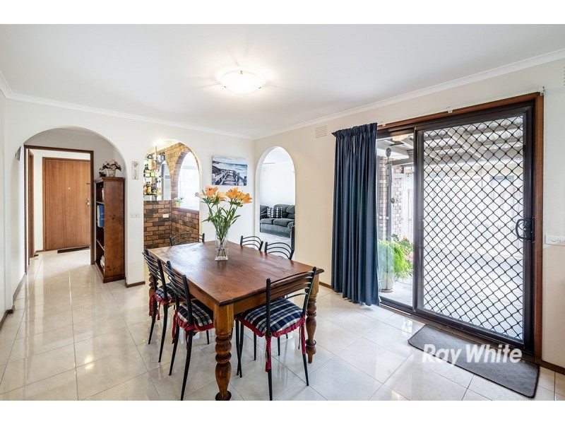 2 Curtis Court, Cranbourne VIC 3977