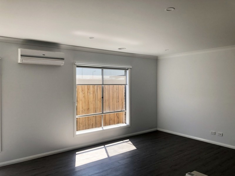 13 Rowling Drive, Officer VIC 3809