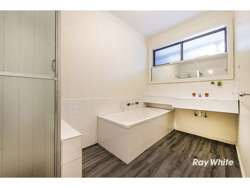 2/216 Sladen Street, Cranbourne VIC 3977