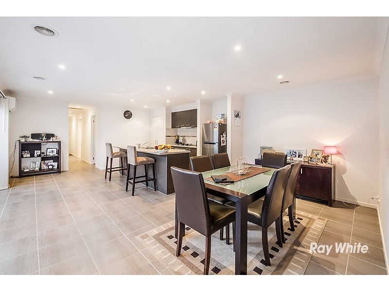 14 Nokota Lane, Clyde North VIC 3978