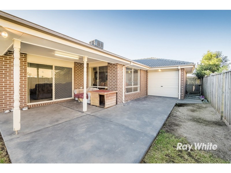 53 Donohue Street, Cranbourne East VIC 3977