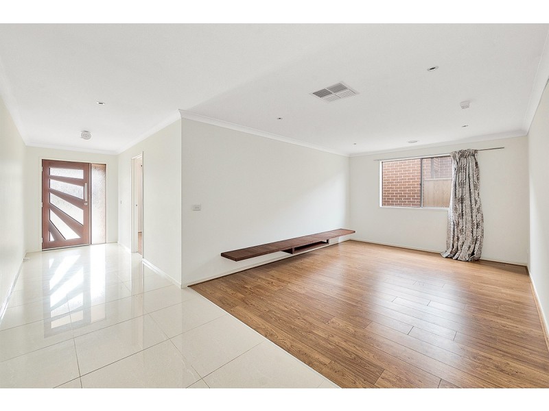 73 Quarters Boulevard, Cranbourne West VIC 3977