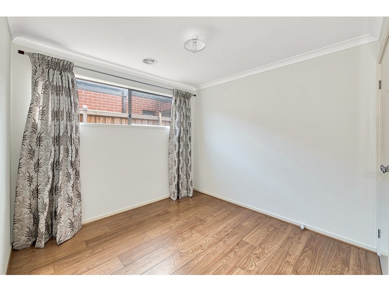 73 Quarters Boulevard, Cranbourne West VIC 3977