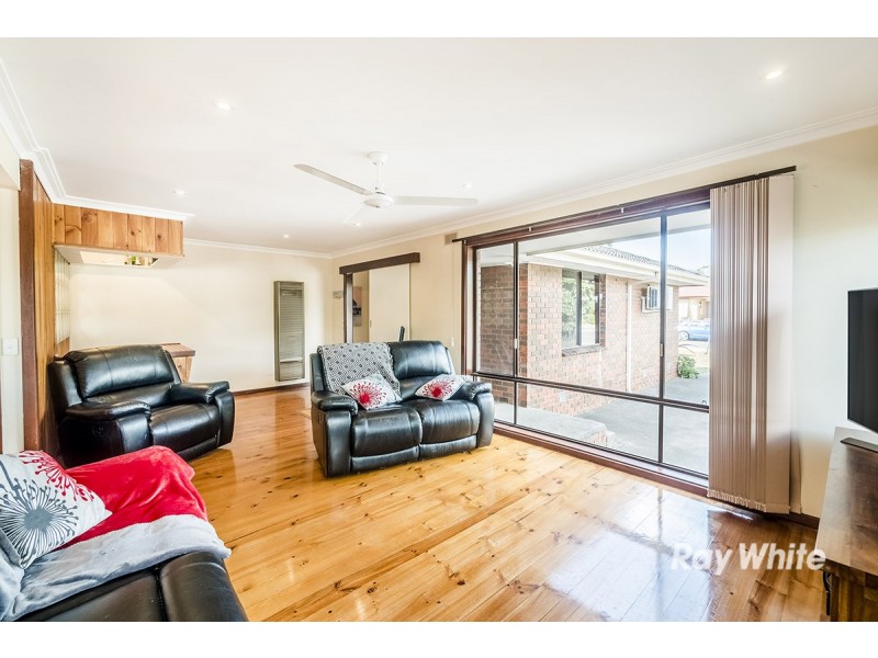 32 Roberts Road, Cranbourne VIC 3977