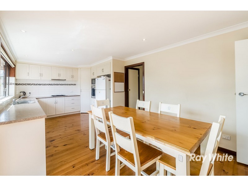 32 Roberts Road, Cranbourne VIC 3977