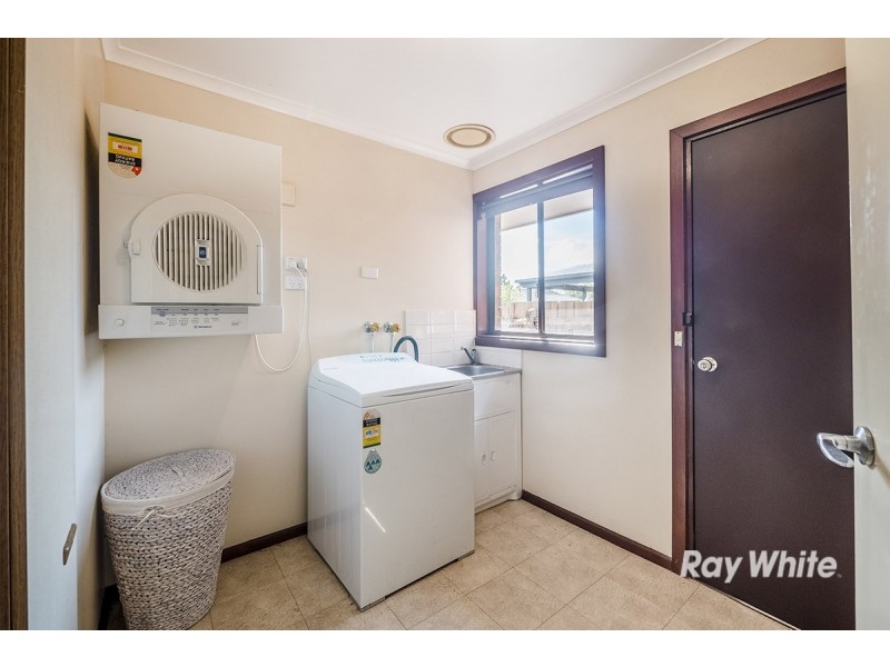 32 Roberts Road, Cranbourne VIC 3977