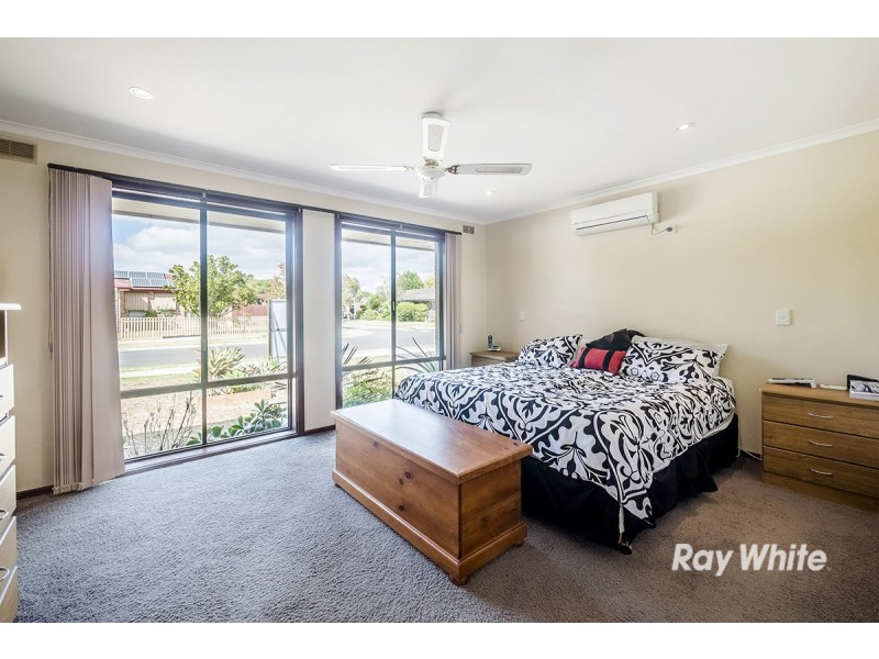32 Roberts Road, Cranbourne VIC 3977