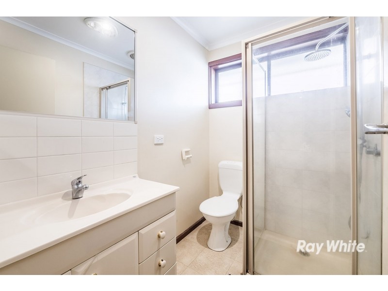 32 Roberts Road, Cranbourne VIC 3977