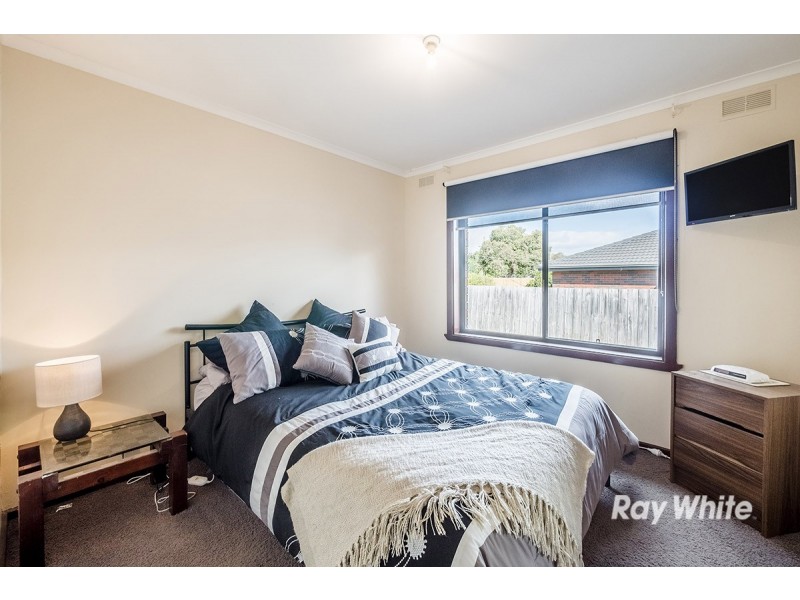 32 Roberts Road, Cranbourne VIC 3977