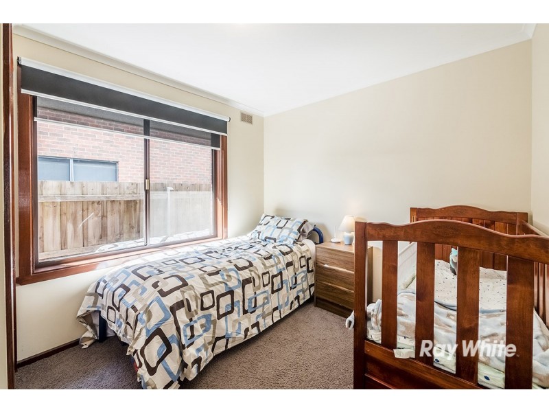 32 Roberts Road, Cranbourne VIC 3977