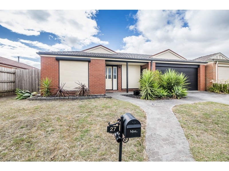 27 Alberton Drive, Cranbourne West VIC 3977