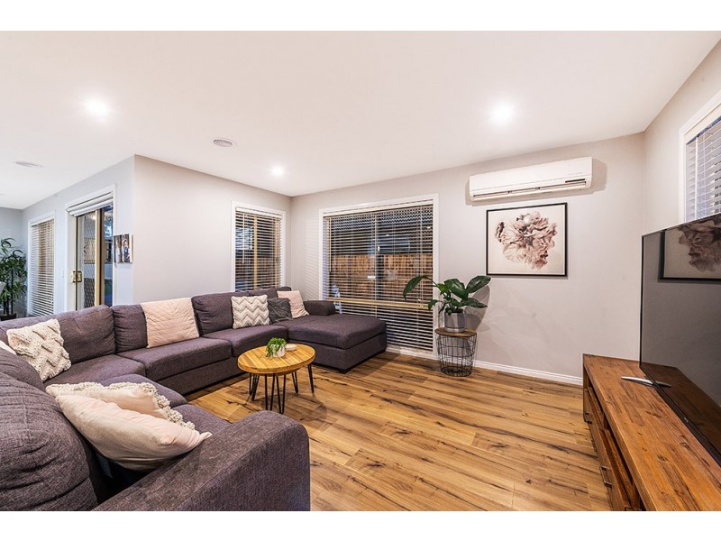 79 Raisell Road, Cranbourne West VIC 3977