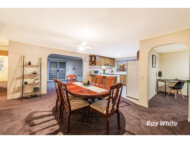 10 Burgan Court, Cranbourne West VIC 3977