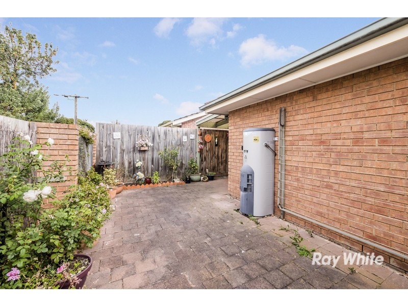 6/15-17 Lyall Street, Cranbourne VIC 3977