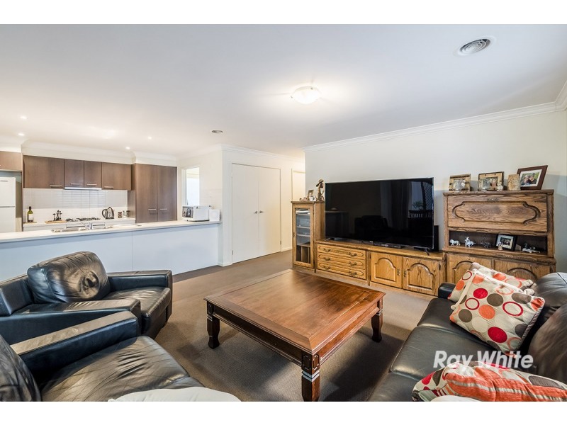 27 Hayman Street, Berwick VIC 3806