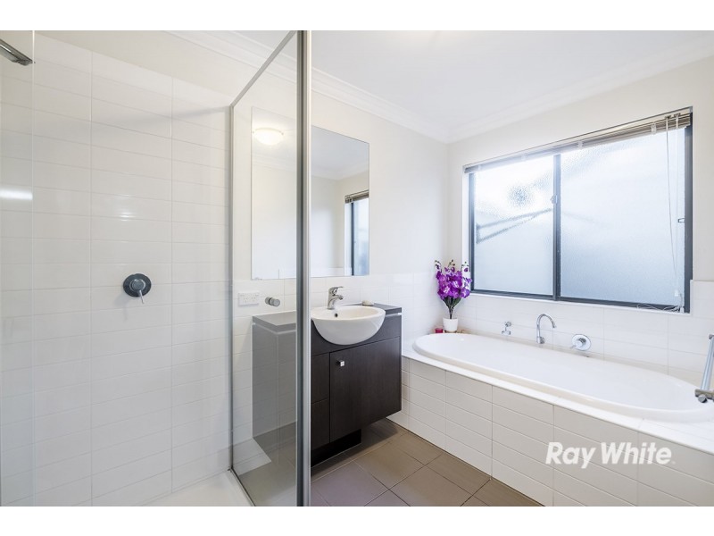 27 Hayman Street, Berwick VIC 3806