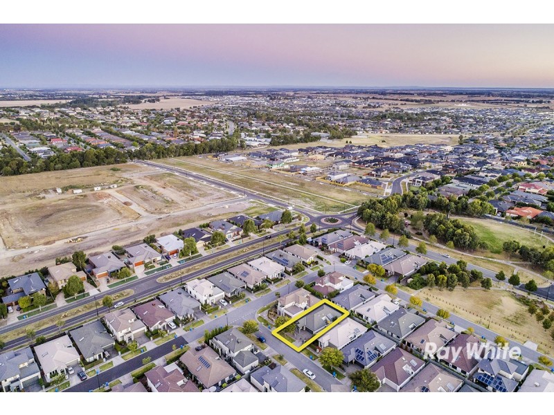 27 Hayman Street, Berwick VIC 3806