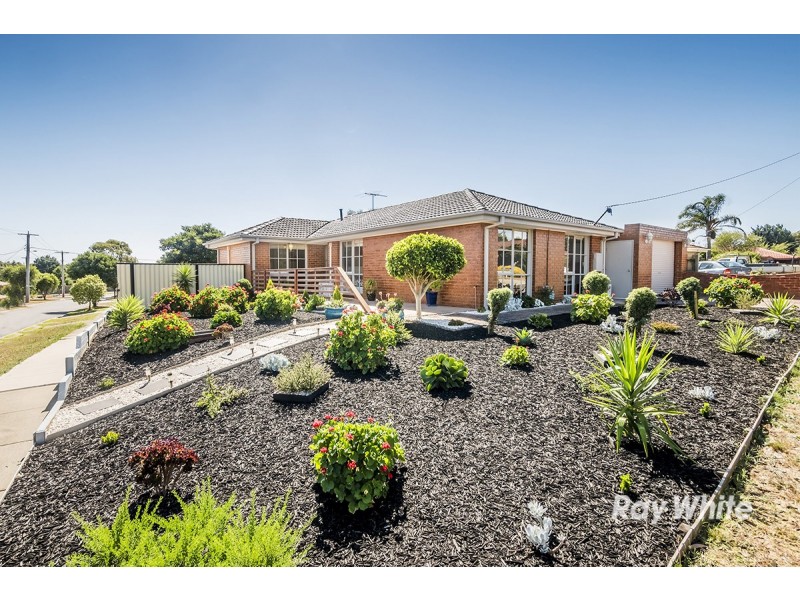 1 Dianna Court, Hampton Park VIC 3976
