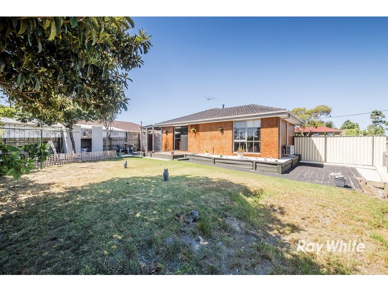 1 Dianna Court, Hampton Park VIC 3976