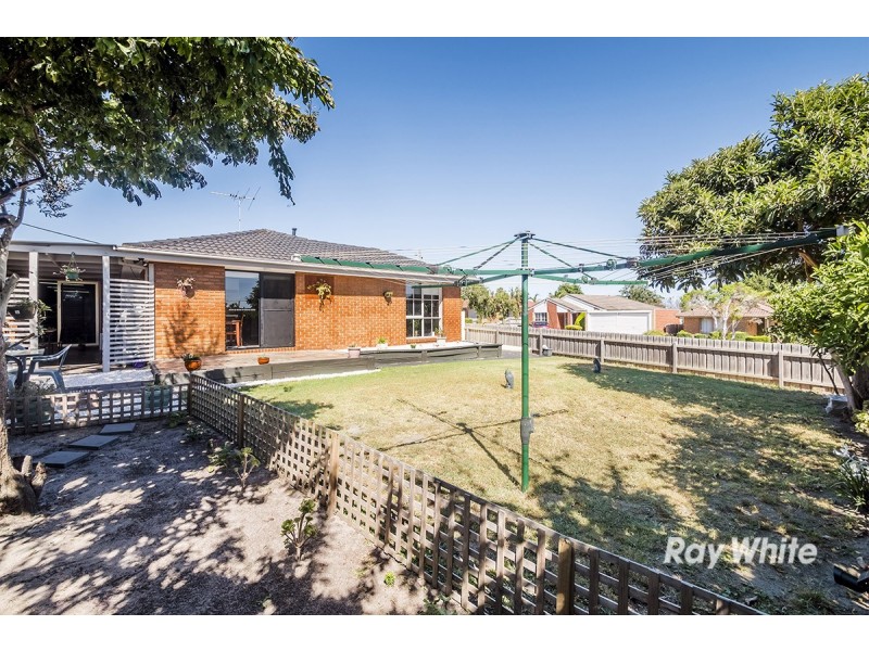 1 Dianna Court, Hampton Park VIC 3976