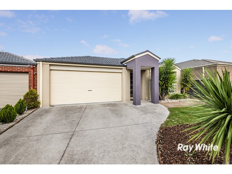 51 Banfield Place, Lyndhurst VIC 3975