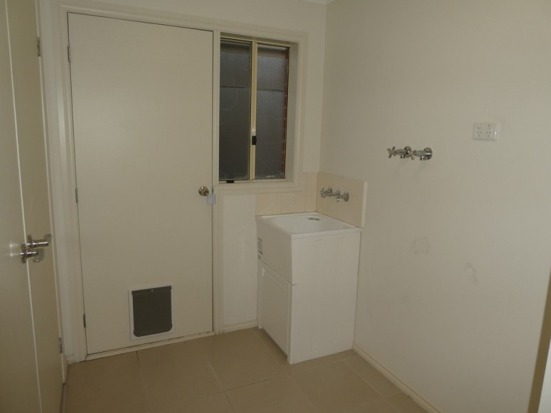 51 Banfield Place, Lyndhurst VIC 3975