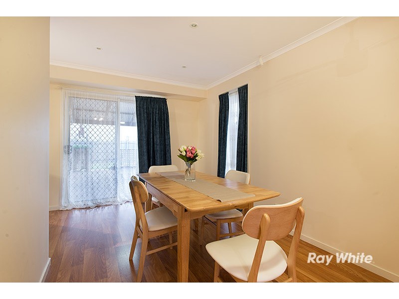 8 Beech Place, Hallam VIC 3803