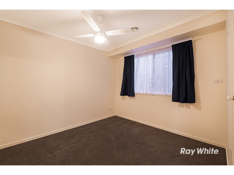 8 Beech Place, Hallam VIC 3803