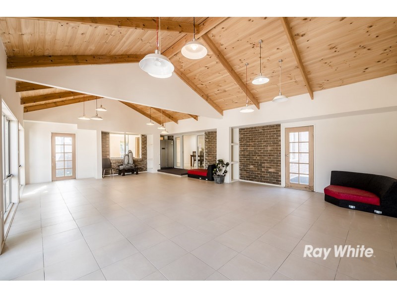 2 Andrew Street, Hampton Park VIC 3976