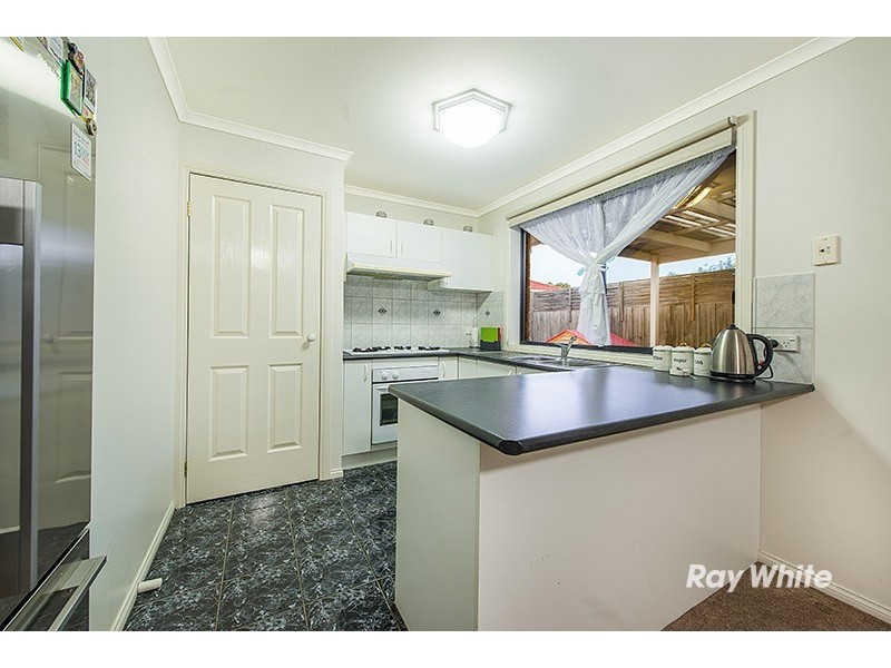 38 Stephellen Way, Cranbourne West VIC 3977