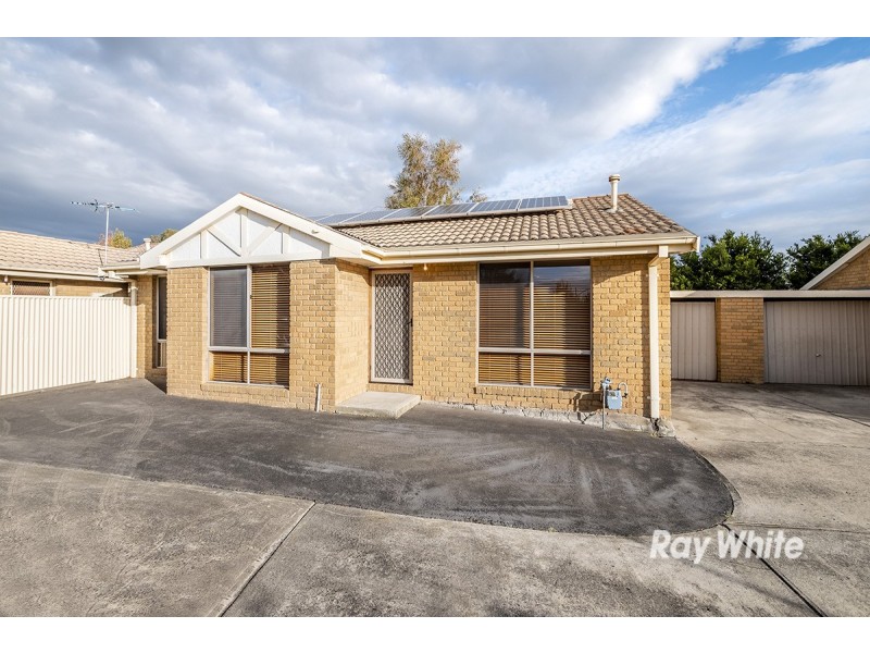 2/12 Milner Court, Cranbourne VIC 3977