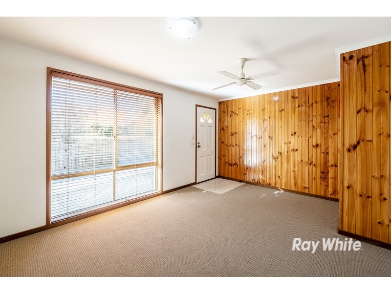 2/12 Milner Court, Cranbourne VIC 3977