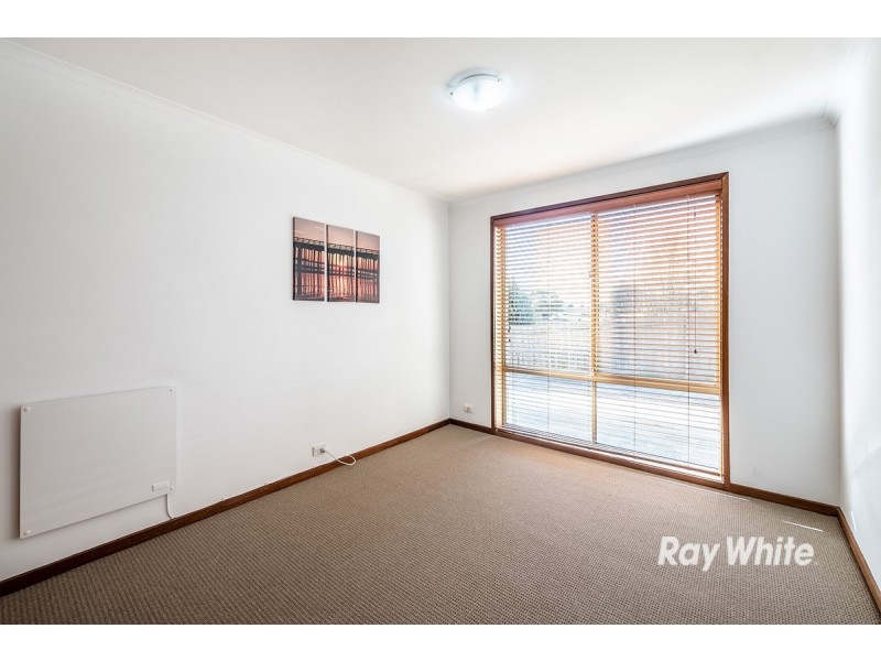 2/12 Milner Court, Cranbourne VIC 3977