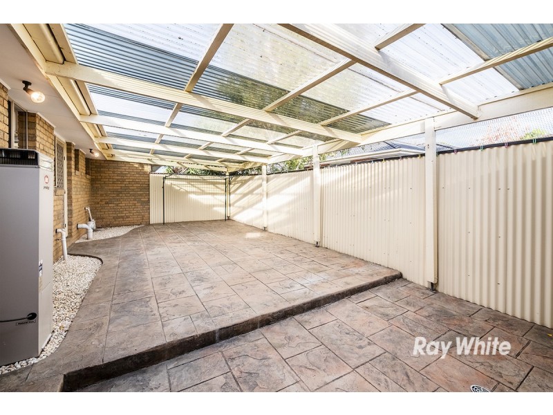 2/12 Milner Court, Cranbourne VIC 3977