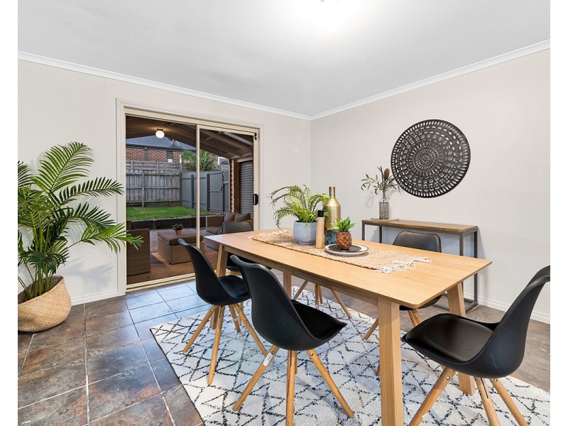 3 Muirfield Close, Cranbourne VIC 3977