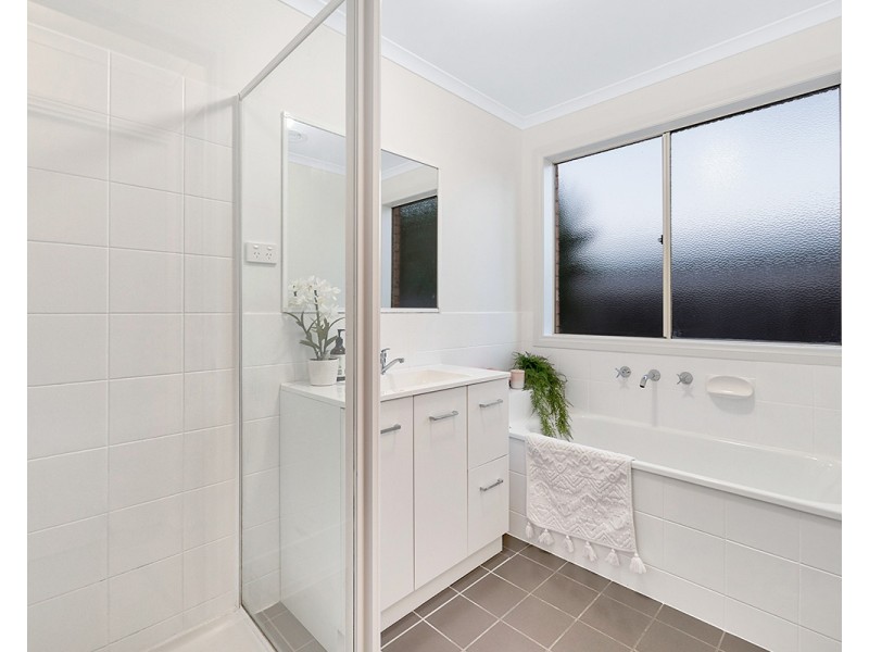 3 Muirfield Close, Cranbourne VIC 3977