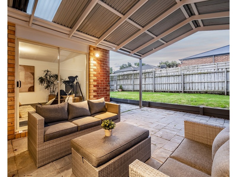 3 Muirfield Close, Cranbourne VIC 3977