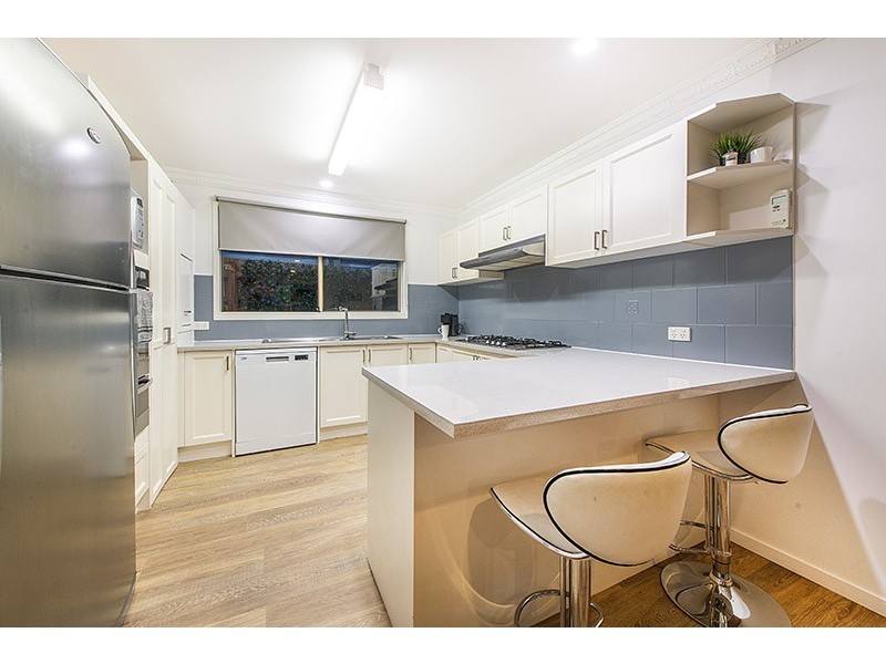 18 Kevin Close, Beaconsfield VIC 3807