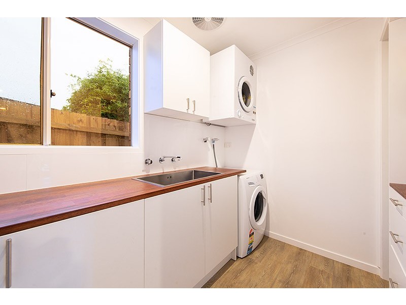 18 Kevin Close, Beaconsfield VIC 3807