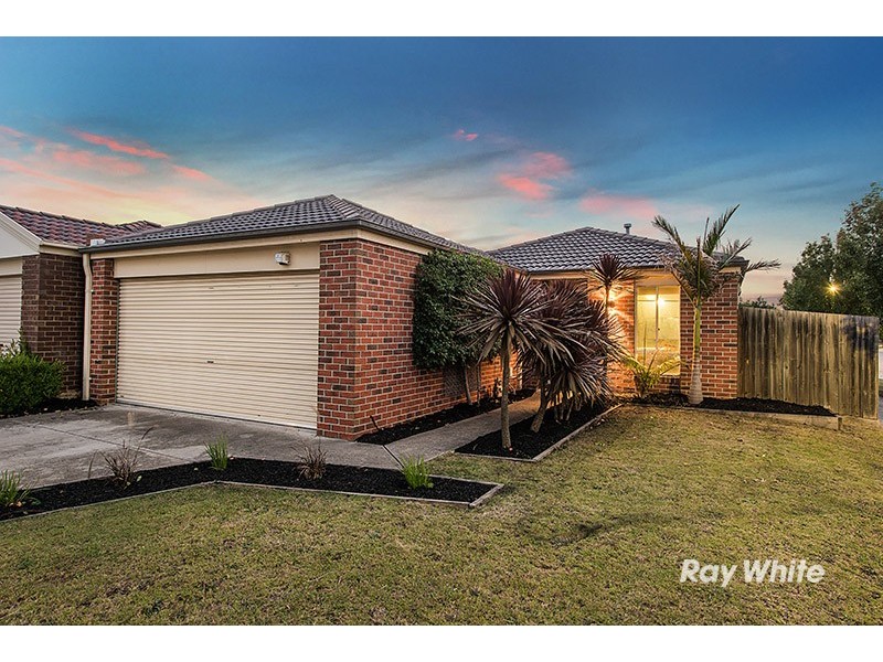 7 Calais Circuit, Cranbourne West VIC 3977