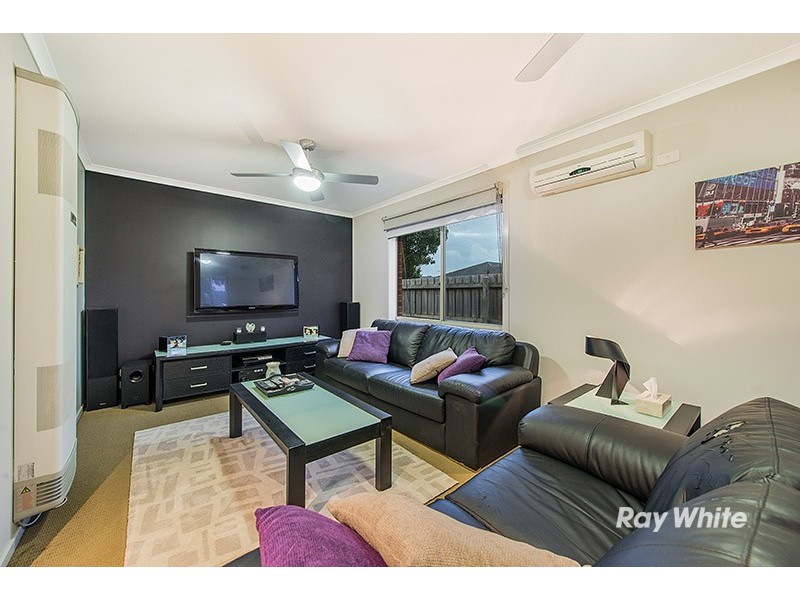 7 Calais Circuit, Cranbourne West VIC 3977