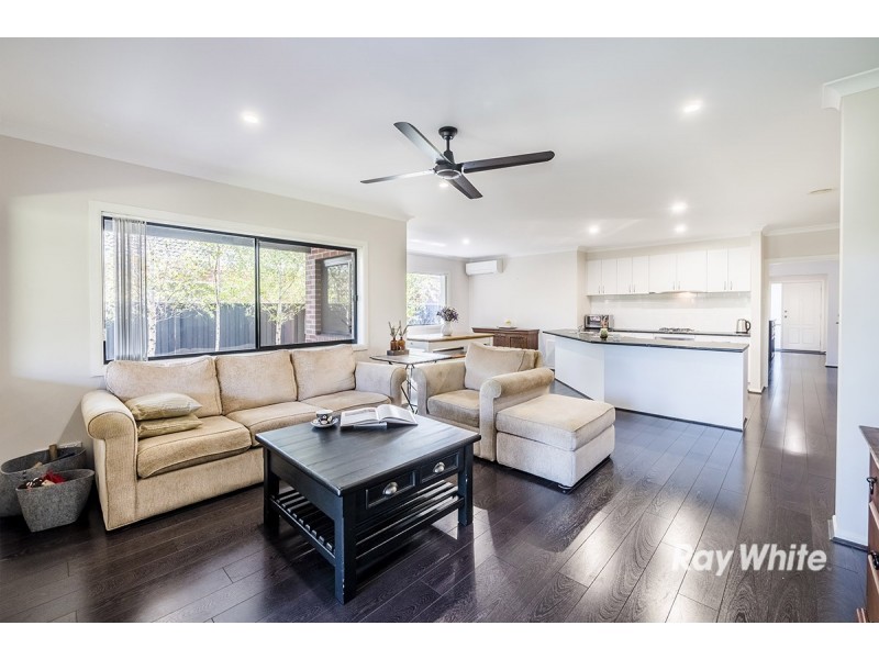 19 Beechwood Drive, Lyndhurst VIC 3975