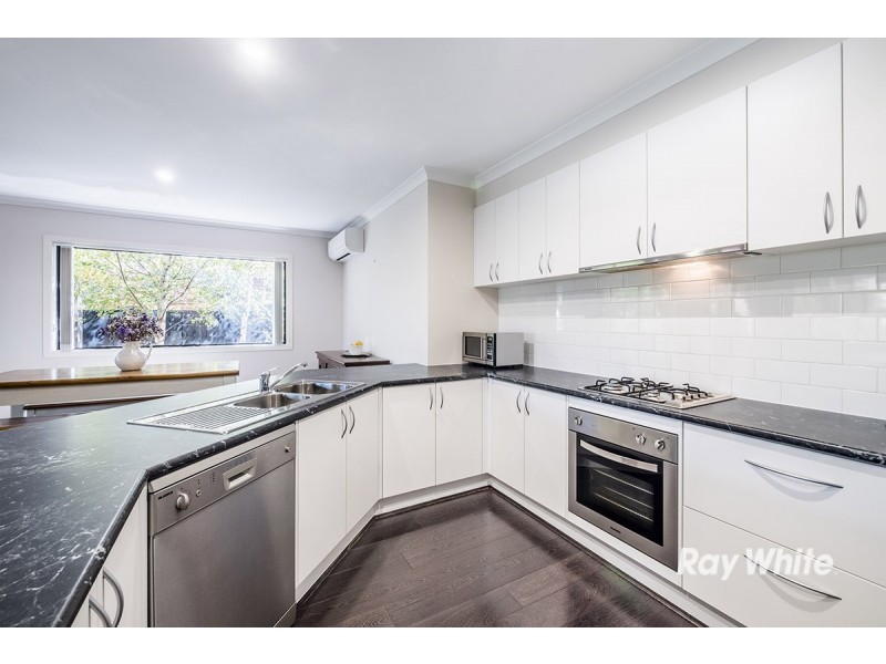 19 Beechwood Drive, Lyndhurst VIC 3975