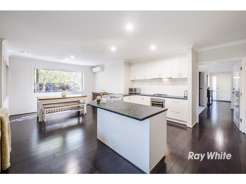 19 Beechwood Drive, Lyndhurst VIC 3975