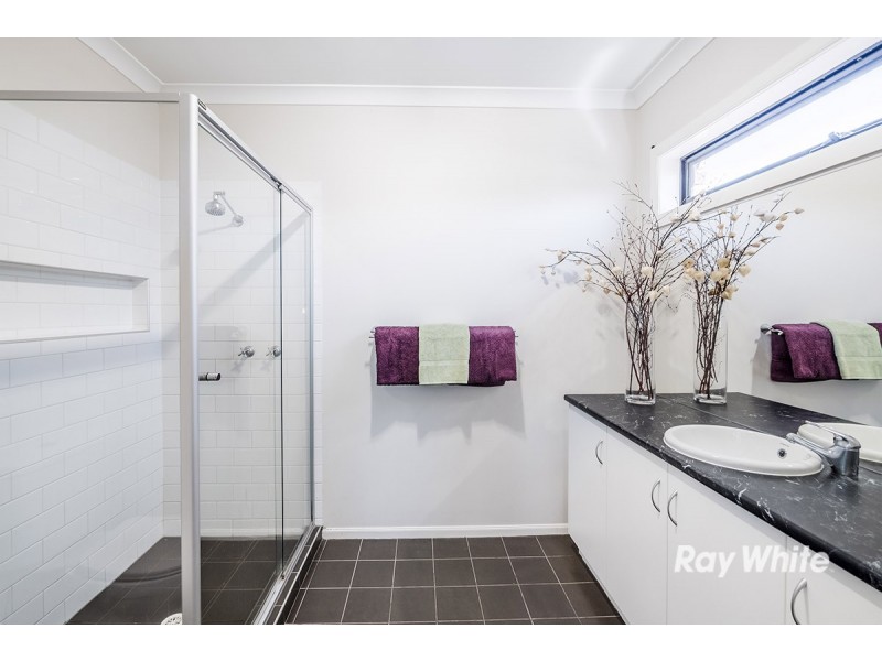 19 Beechwood Drive, Lyndhurst VIC 3975