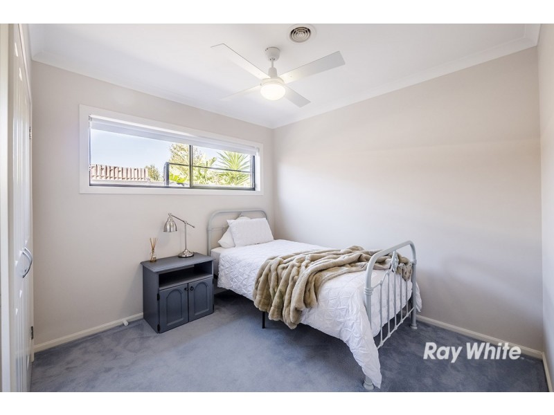19 Beechwood Drive, Lyndhurst VIC 3975